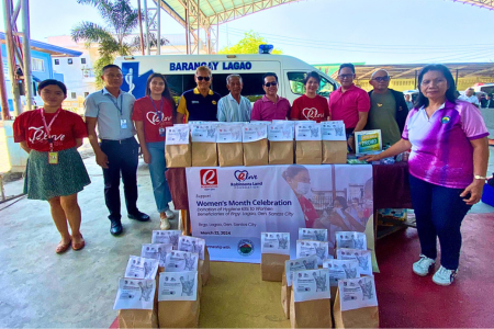 Robinsons GenSan Turns Over Hygiene Kits to Brgy. Lagao in Celebration of Women’s Month