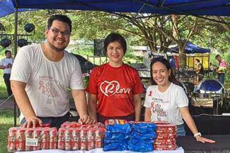 RLove Supports Family Planning Organization of the Philippines' "Kite Flying for a Cause", in Celebration of World AIDS Day