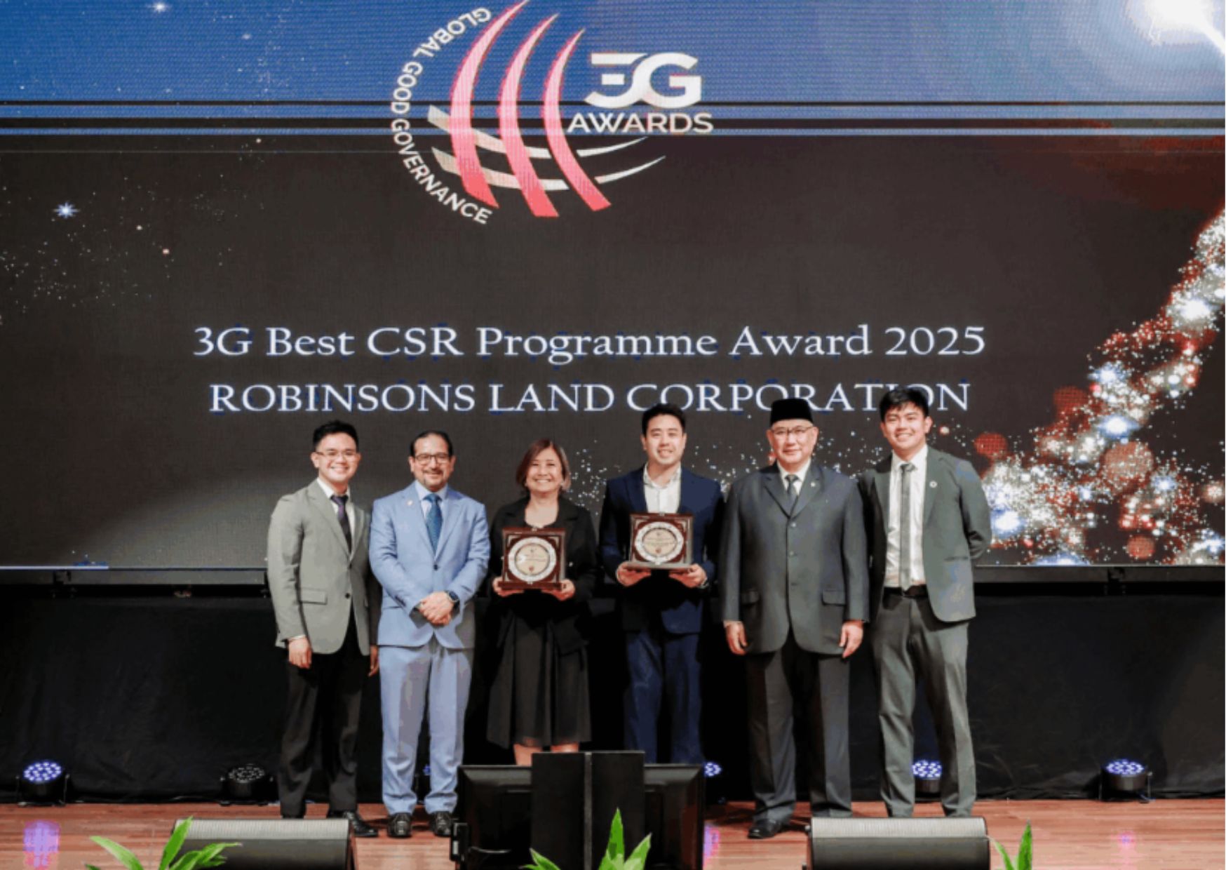 Christian Lorenz Pacheco –RLC- Sr. Controls and Compliance Manager, Professor Humayon Dar, PhD (Cambridge)Chairman Global Good Governance Awards; Liza R. Gerella – RLC Vice President and Deputy Compliance Officer; . Ramon Daniel Rivero – RLC- Assistant Vice President Corporate Planning and Strategy; His Excellency Dato Seri Paduka Awang Mohammed Riza bin Dato Paduka Haji Mohammed Yunos -Brunei Deputy Minister (Public Service Administration) at the Prime Minister’s Department ; Nicole Clarence Filart – Corpo