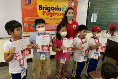 RLove leads Brigada Pagbasa at Barangka Ilaya Integrated School Mandaluyong