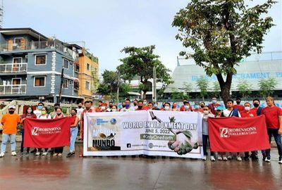RLove joins in River Clean-up in Cebu in celebration of World Environment Day